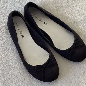 American Eagle black ballet flats, size 9 Wide